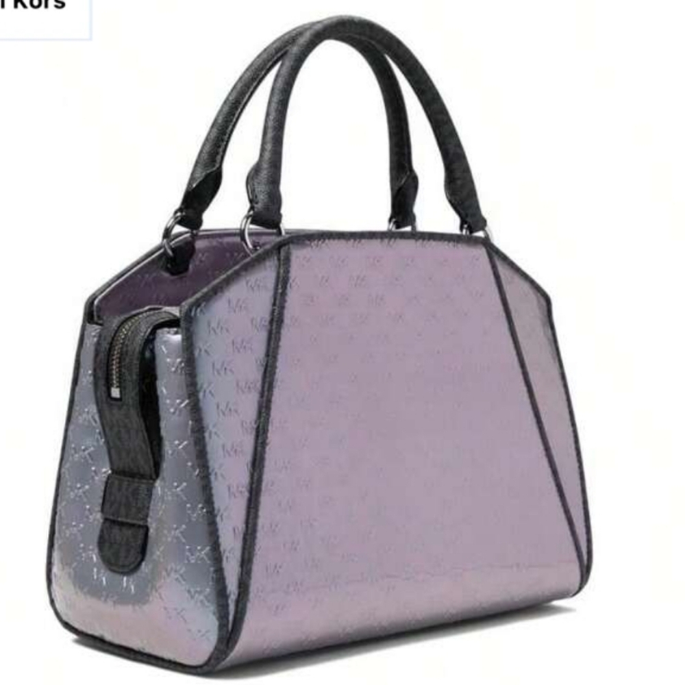 Gift Away Opportunity - Mystery Item purchase gives entry into drawing for MK - Picture 2 of 6
